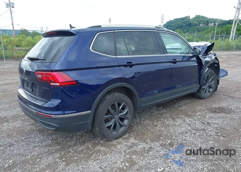 2022 Volkswagen Tiguan Se z USA, uszkodzony, nr VIN 3VV2B7AX2NM174360